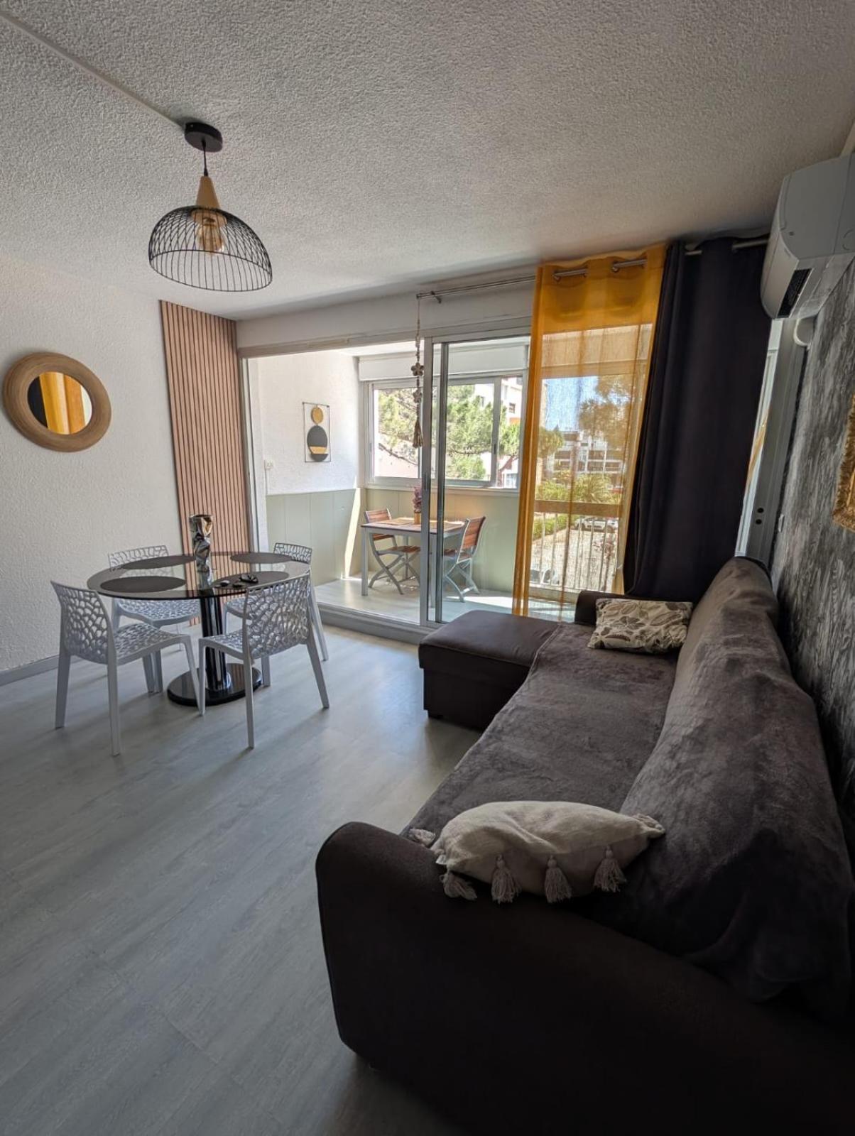 Appartement Au Pied De La Plage - Saint Cyprien Экстерьер фото